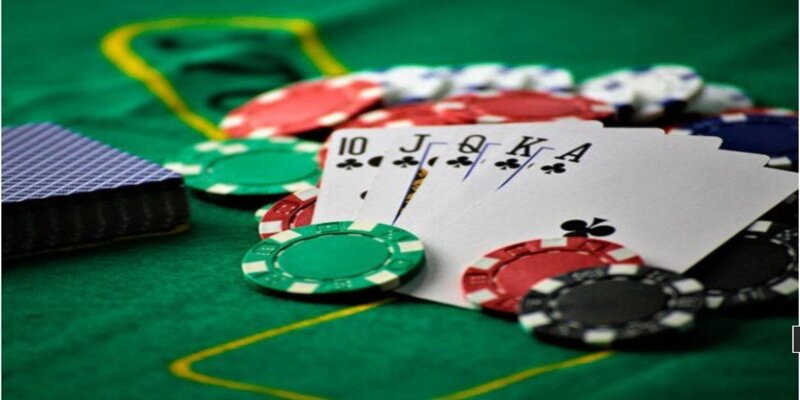 Các Trường Hợp Ngoại Lệ Phổ Biến Trong Poker