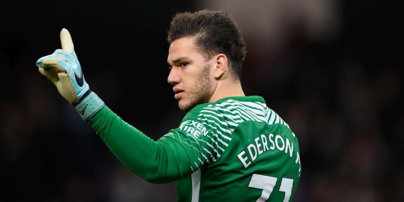 Ederson: A role model for the young generation of Vietnamese goalkeepers